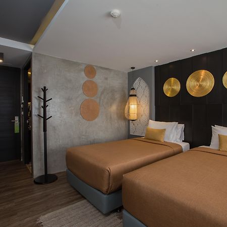 Patong Signature Boutique Hotel Экстерьер фото