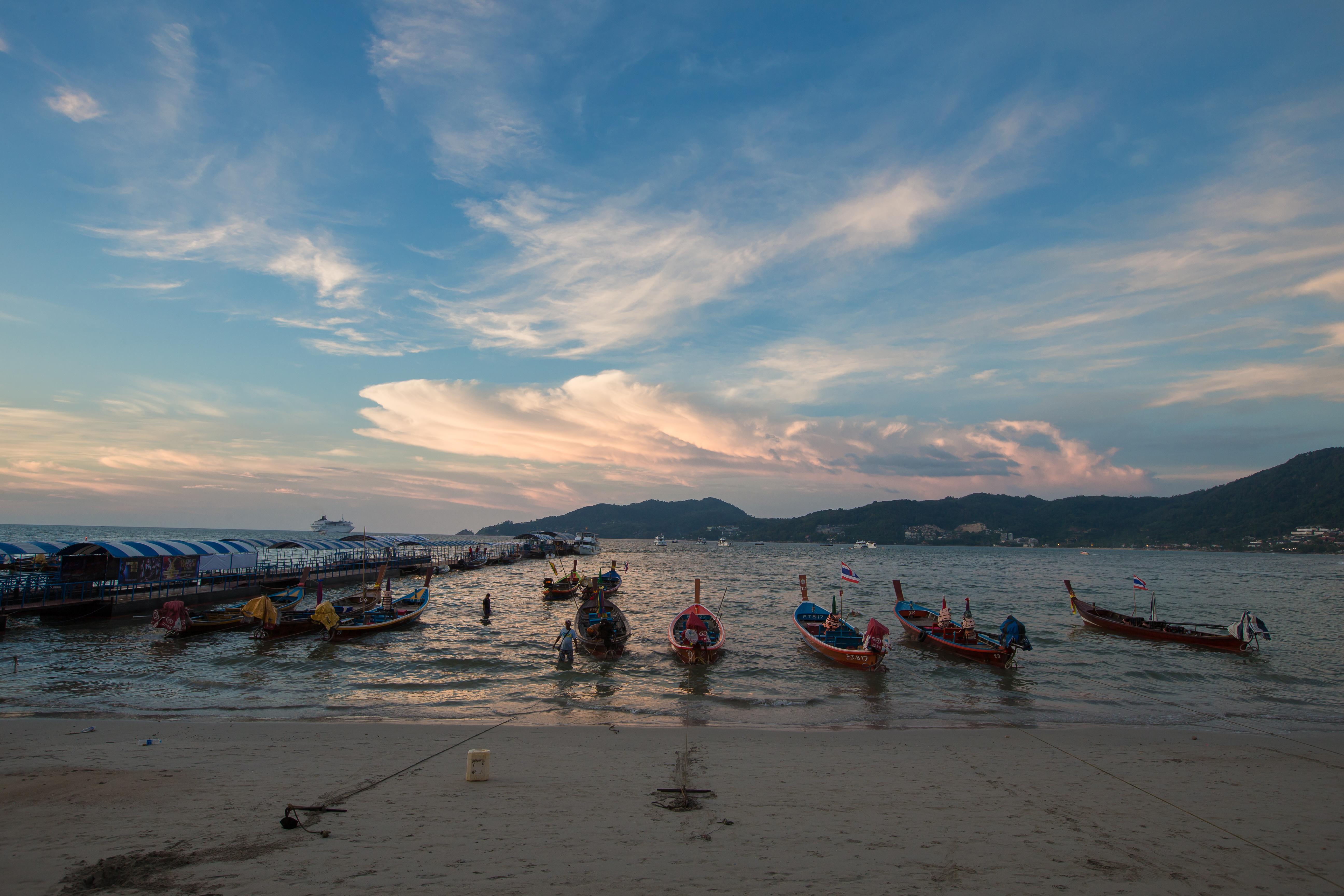 Patong Signature Boutique Hotel Экстерьер фото
