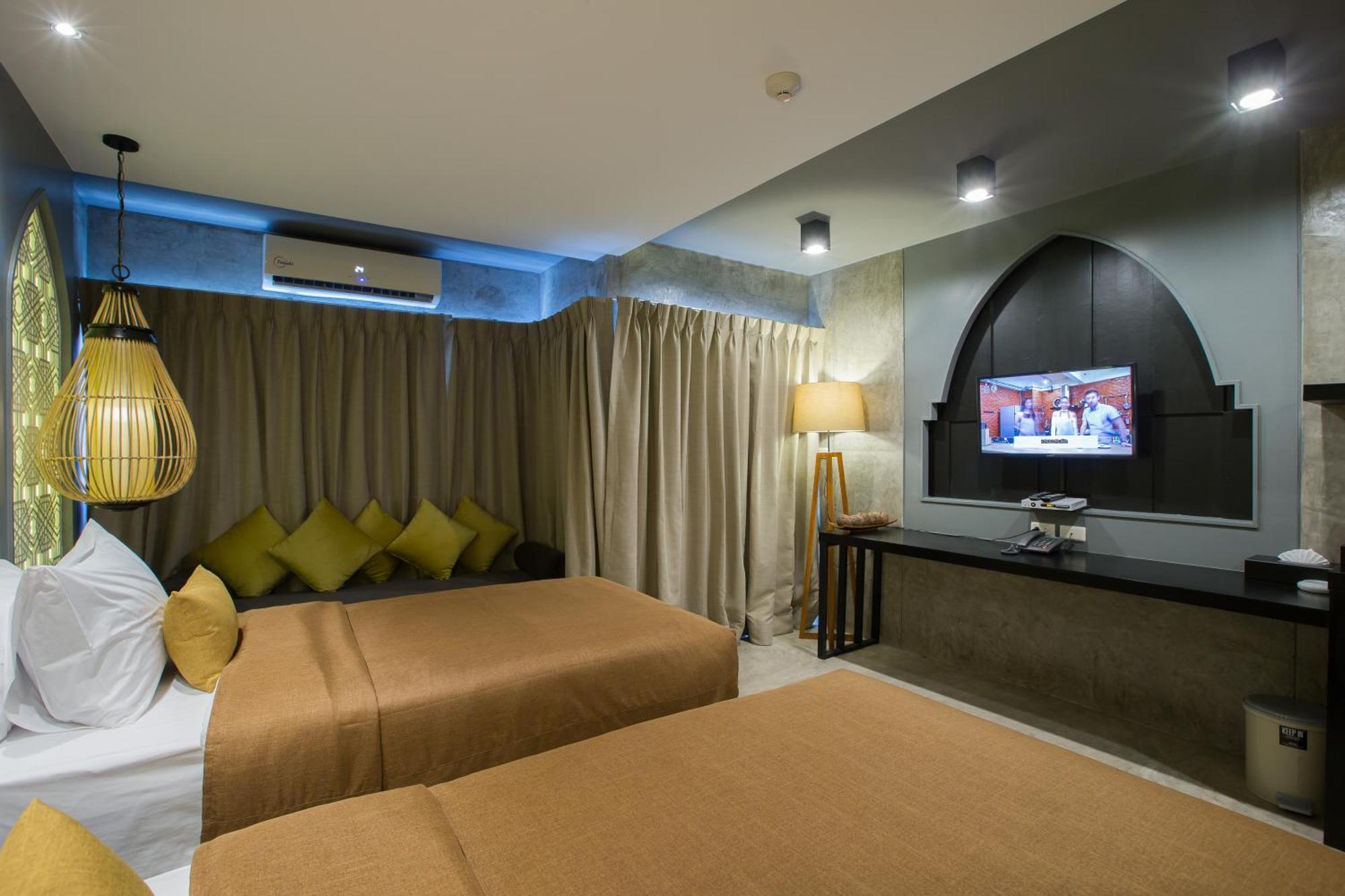 Patong Signature Boutique Hotel Экстерьер фото
