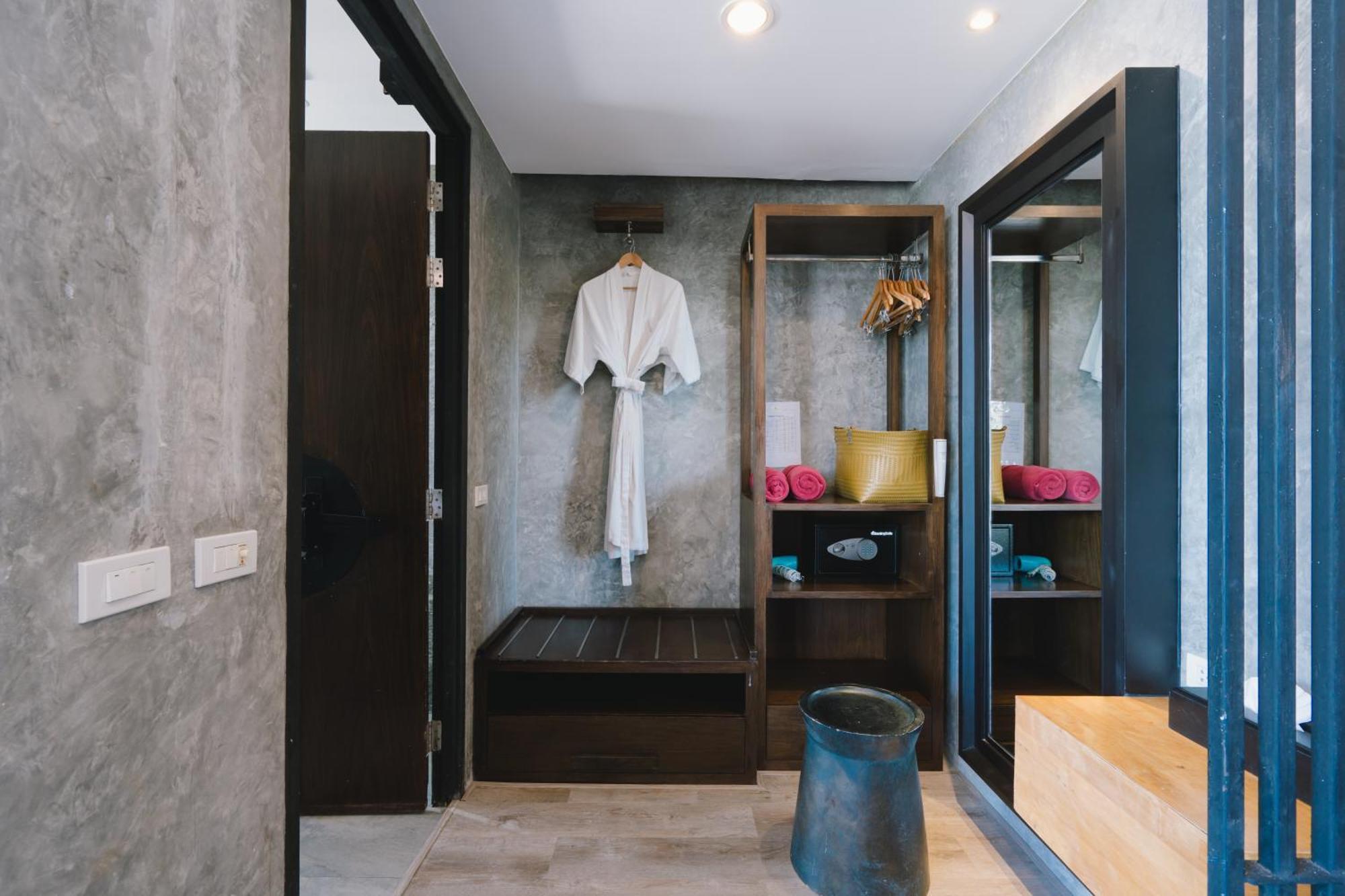 Patong Signature Boutique Hotel Номер фото