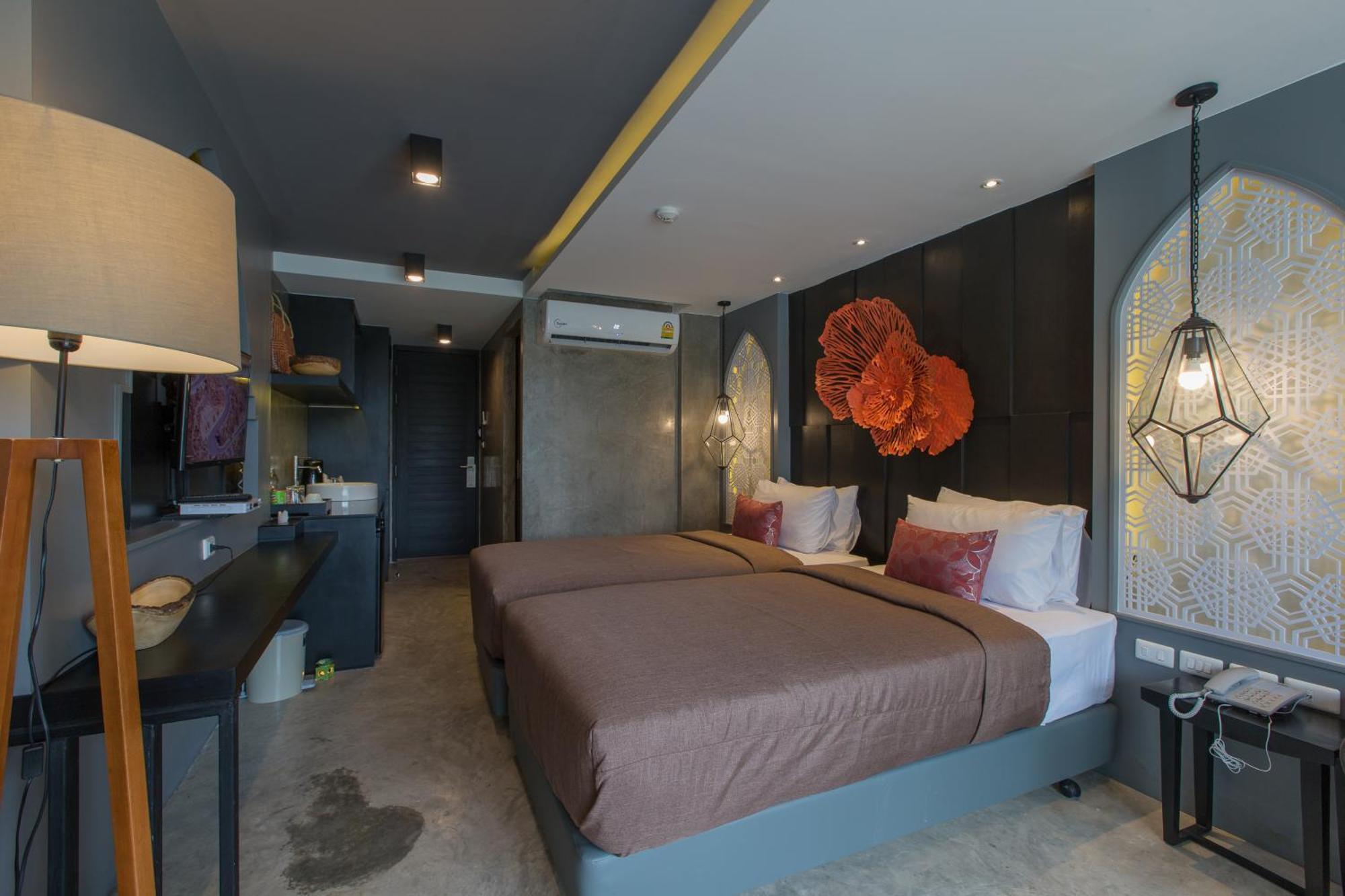 Patong Signature Boutique Hotel Номер фото